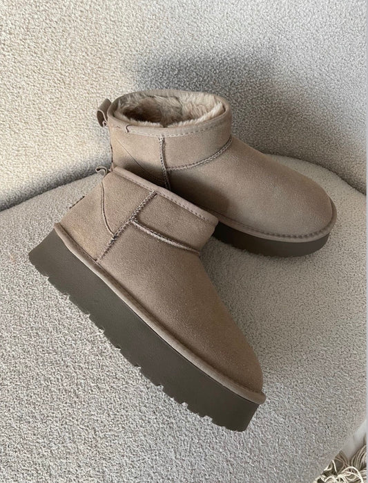 Pantubota sencilla kaki