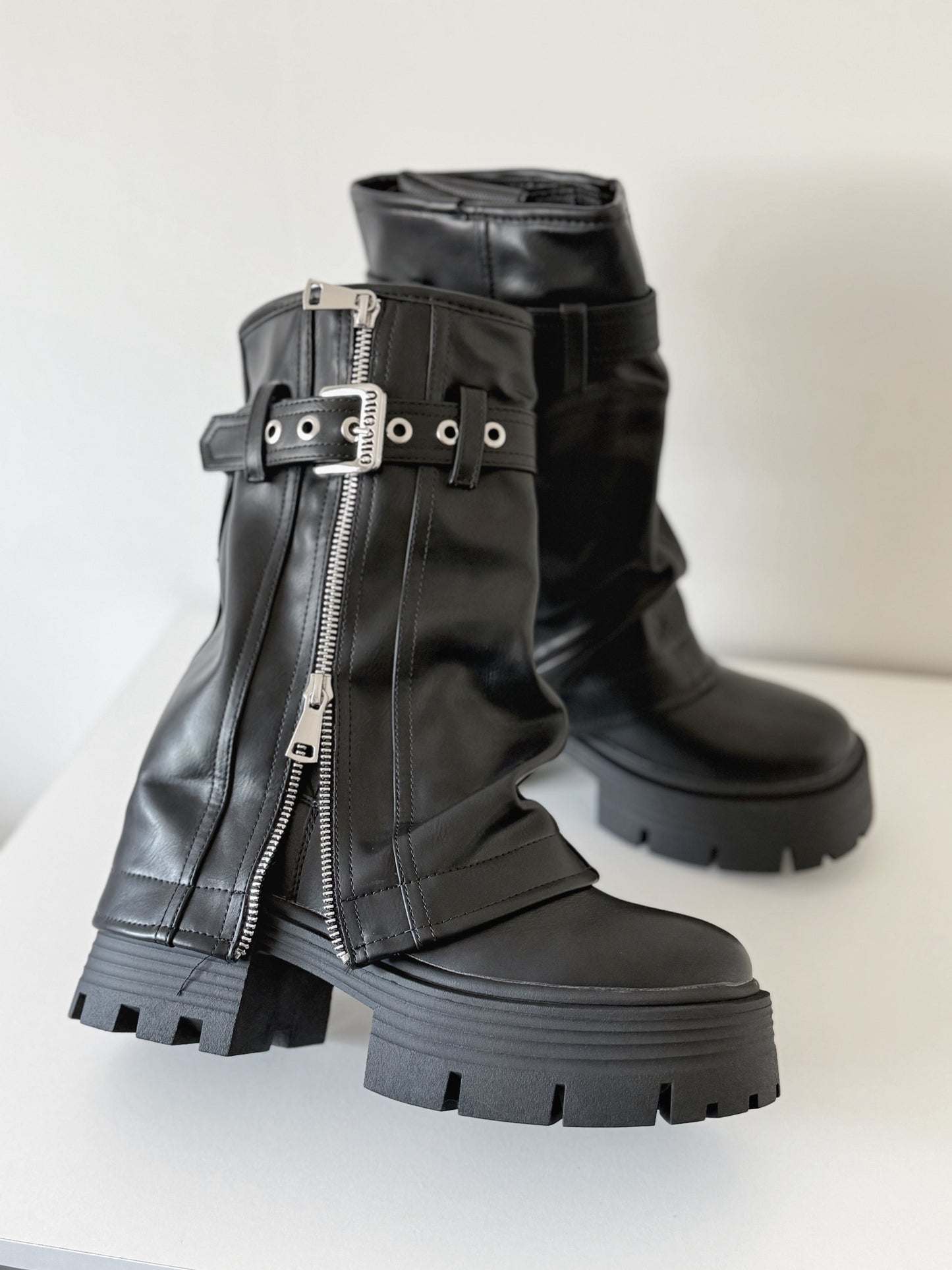 Botas FENTY’S